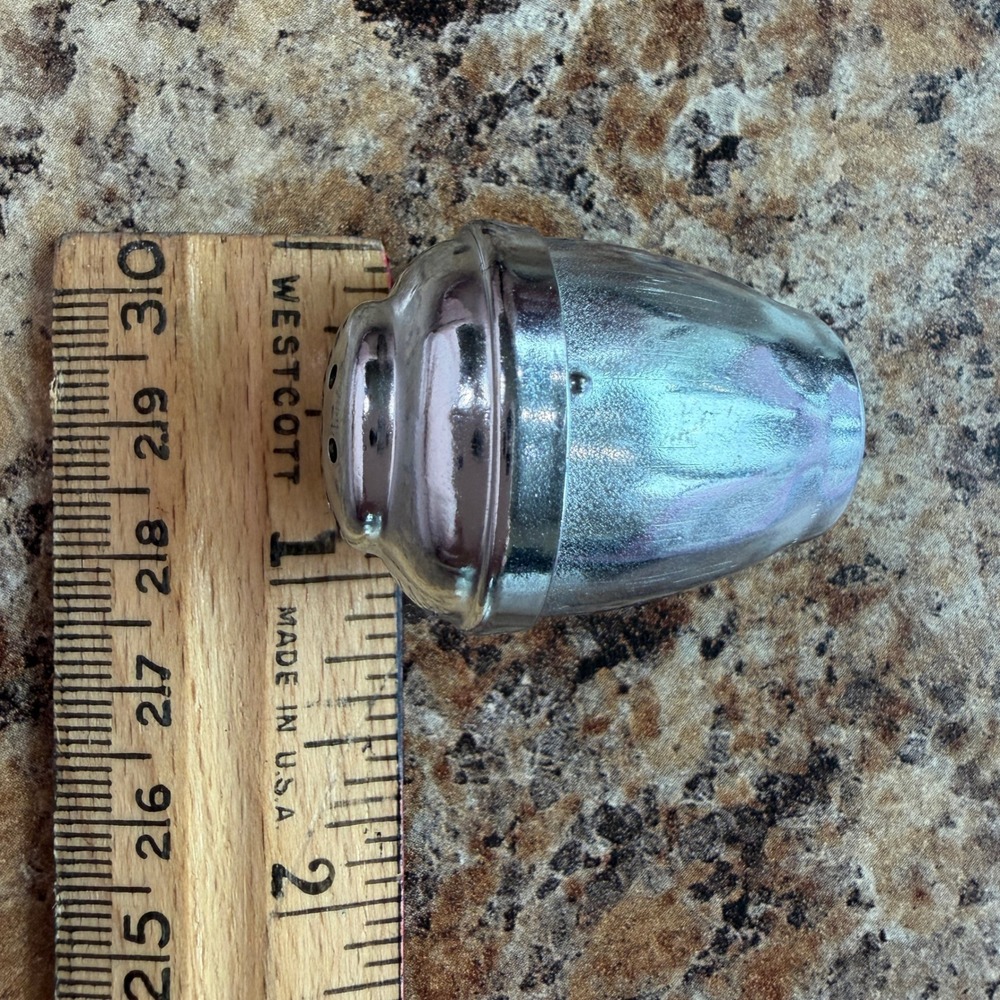 Vintage Miniature Chrome Metal Salt and Pepper Shakers Set Tiny Individual Size - Picture 3 of 5
